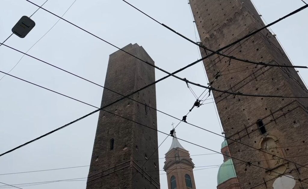 Garisenda, donazione da 10mila euro dall’Ordine dei Commercialisti