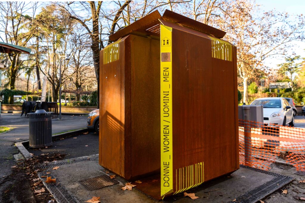 Il Comune attiva 4 nuovi bagni pubblici a Bologna