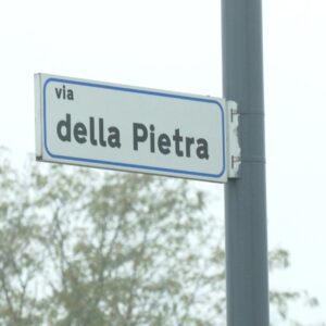 Hanno in casa più di 5 kg di droga e 20mila euro in contanti