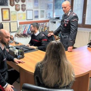 La moglie voleva imparare l’italiano: picchiata e violentata. Denunciato un marocchino