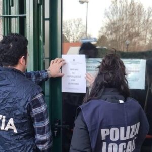 Chiusa per 15 giorni una sala scommesse