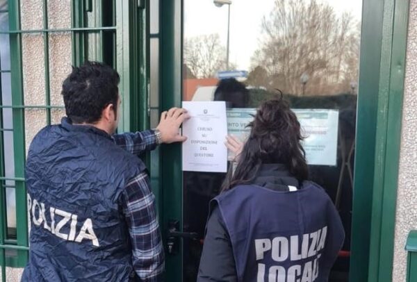 Chiusa per 15 giorni una sala scommesse