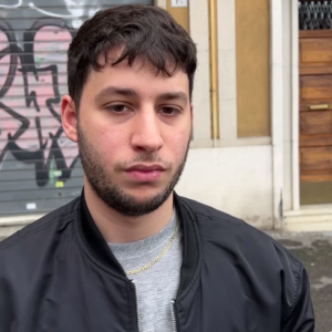 Festeggia la vittoria del Bologna a colpi di clacson, multato