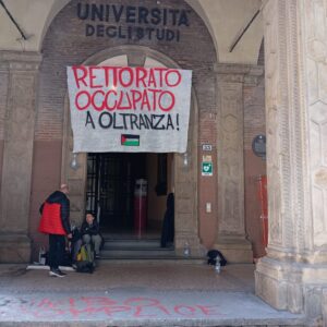 Dopo le tensioni all’inaugurazione dell’anno accademico, occupato il Rettorato