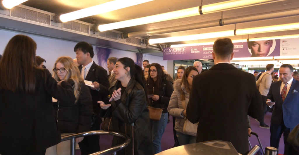 Cosmoprof fa “chiudere” l’uscita 8 della tangenziale di Bologna