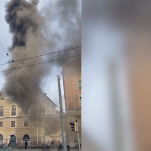 Incendio di una canna fumaria in uno stabile di fianco alla stazione centrale, strada chiusa