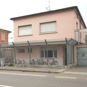 Rissa con coltello al Cas di via Mattei a Bologna: due feriti