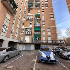 Tragedia a Bologna, muoiono tre bambini e la mamma nel rogo del loro appartamento