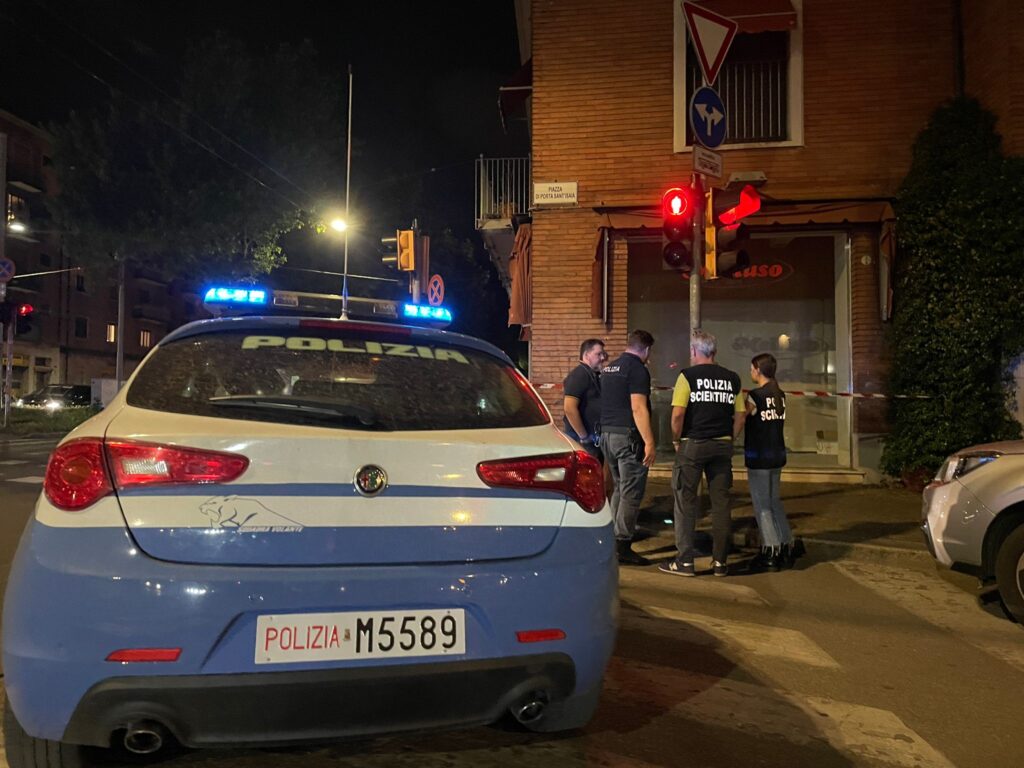 Aggressione in via Audinot: 20enne italiano ferito da colpo di arma da fuoco