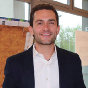 Dozza conferma sindaco Luca Albertazzi. Cin cin in piazza alle 17.30