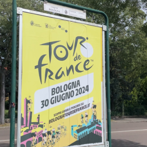 Tour de France, chiuso il parcheggio Staveco mentre il mercato della Piazzola chiude alle 15