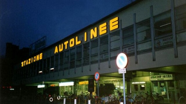 Austostazione Bologna, ferito 15enne egiziano, forse vittima di aggressione