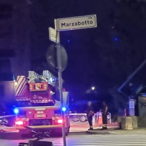 Ancora un incendio all’ex Cierrebi di via Marzabotto