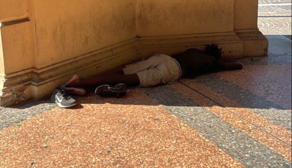 Degrado in Galleria 2 Agosto e dintorni: residenti ricevuti in Questura