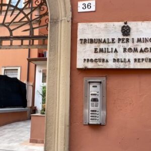 Carcere confermato per il 16enne che ha ucciso il coetaneo, ma che dice di essersi difeso