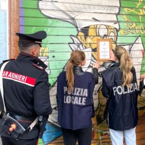 Cocktail a minorenni: sospese licenze a un locale in centro a Bologna