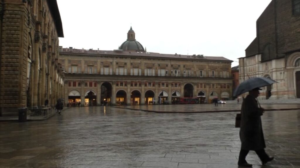 Allerta meteo: domani (venerdì) scuole chiuse a Bologna e a San Lazzaro