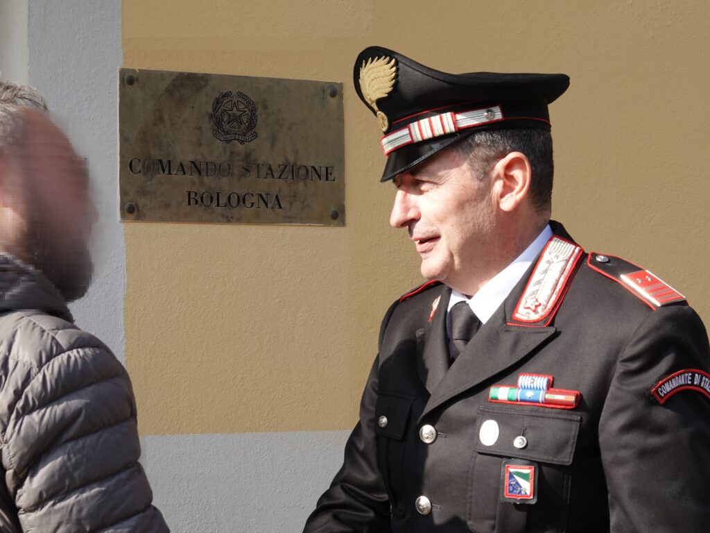 Perseguita e minaccia ex suocero: 36enne arrestato ‘in flagranza differita’