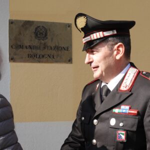 Perseguita e minaccia ex suocero: 36enne arrestato ‘in flagranza differita’