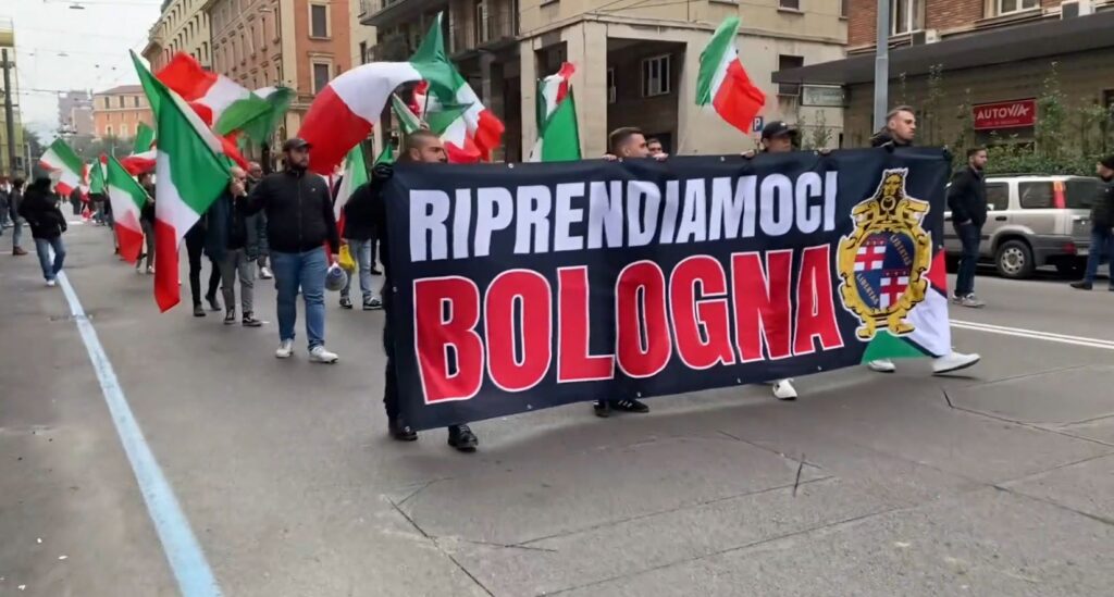 Il Comune di Bologna multa Casapound per l’uso dello stemma, mentre i ‘Patrioti’ querelano Lepore