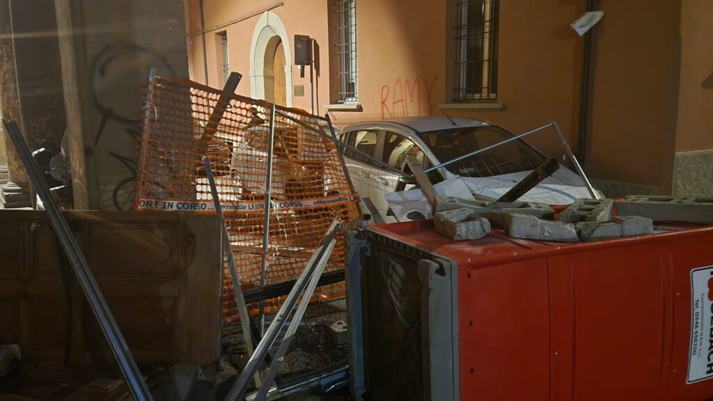 Scontri 11 gennaio a Bologna, la digos identifica e denuncia 15 persone