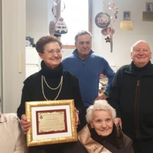 A Montefredente la festa dei 100 anni di Cesarina Micheli