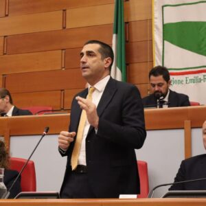 De Pascale presenta il programma in aula: priorità alla sanità