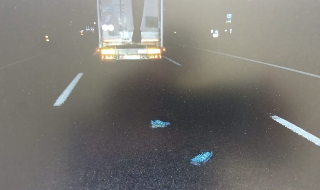 Si ferma in autostrada perché non si sente bene, travolto e ucciso