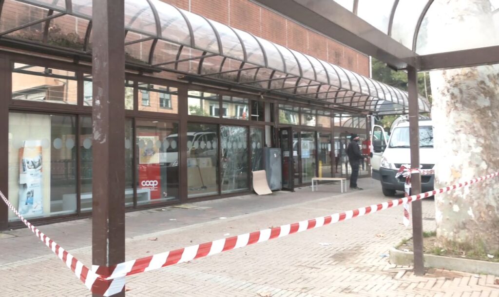 Assalto esplosivo alla Coop di Casalecchio di Reno