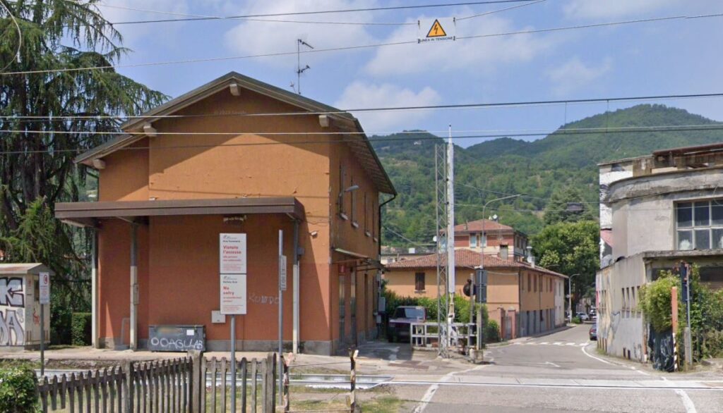 Grave 13enne urtato da un treno sulla ferrovia Porrettana