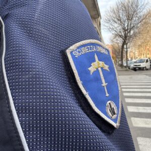 Occupa un immobile illegalmente. Arrestato dalla polizia locale