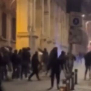 Dieci ultras del Bologna nei guai per gli scontri con i tifosi del Lille