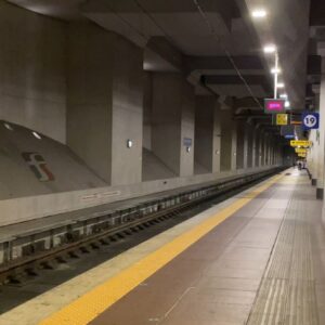 Si gettò sotto un treno a Bologna, tre sanitari indagati