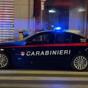Ventenne molestata da un gruppo di giovani in centro a Bologna