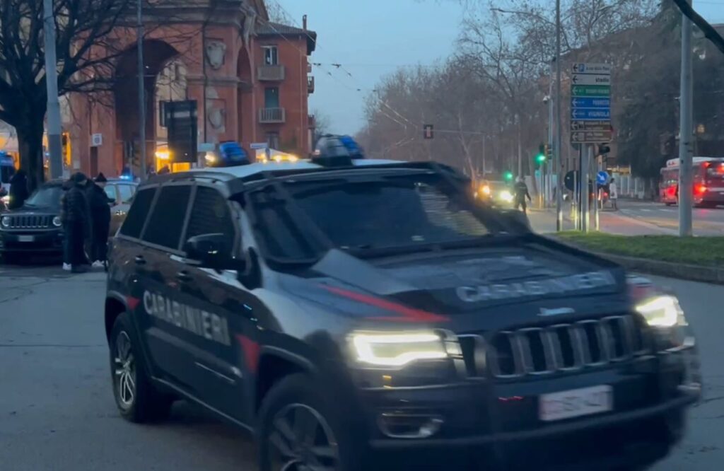 Viene a Bologna per vedere la partita di calcio, ma era ricercato in Polonia: arrestato