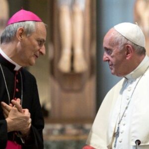 Zuppi guida la preghiera dei Vescovi: sciolta la prognosi per il Papa