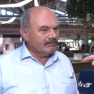 Mister Mandarino…Farinetti annuncia che porterà Fico in Cina