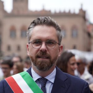 Piazze contro: il 5 aprile Bologna si interroga sul futuro dell’Europa