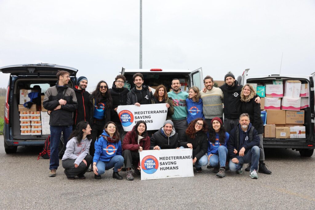 Da Bologna una carovana di ‘Mediterranea’ con tre tonnellate di aiuti per l’Ucraina