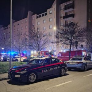 Brucia un appartamento a Imola, quattro intossicati