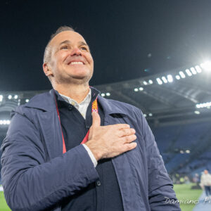 Il Bologna annichilisce la Lazio con un 5-0 mistico e vola al quarto posto