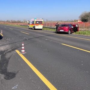 Tamponamento in A14 a Castel San Pietro, grave una donna