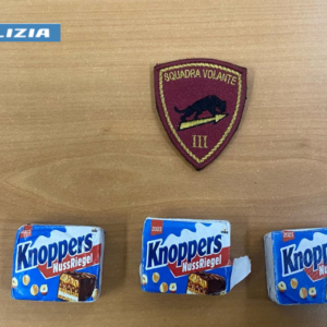 Droga nelle confezioni di cioccolata, denunciato un tunisino