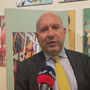 Teatro Comunale, Macciardi lascia