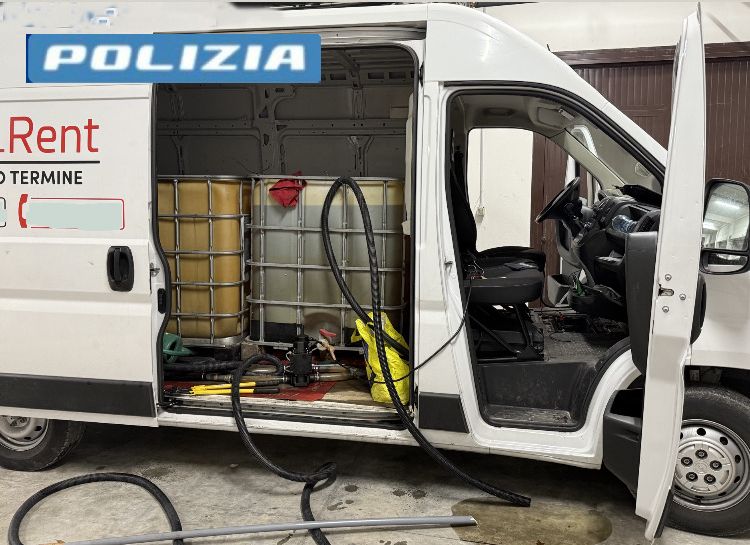 Furto in autostrada: ruba gasolio da gruppo elettrogeno di una galleria, arrestato