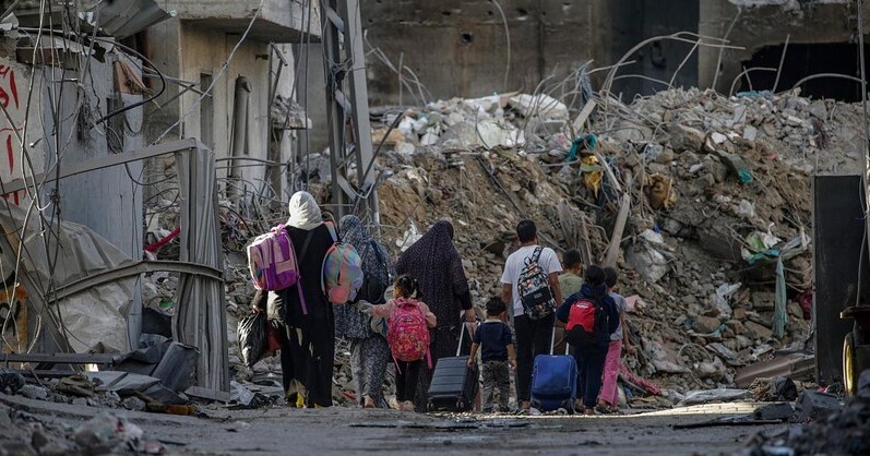 Regione e Comune interrompono le relazioni con Israele