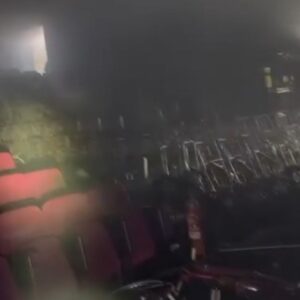 In fiamme il vecchio cinema Smeraldo