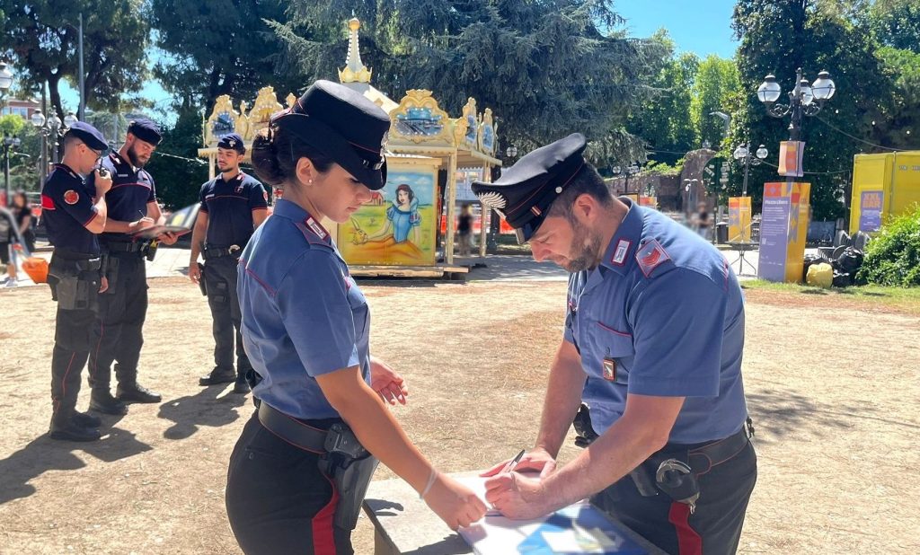 Piazza XX Settembre, spaccio anche a ridosso delle giostre