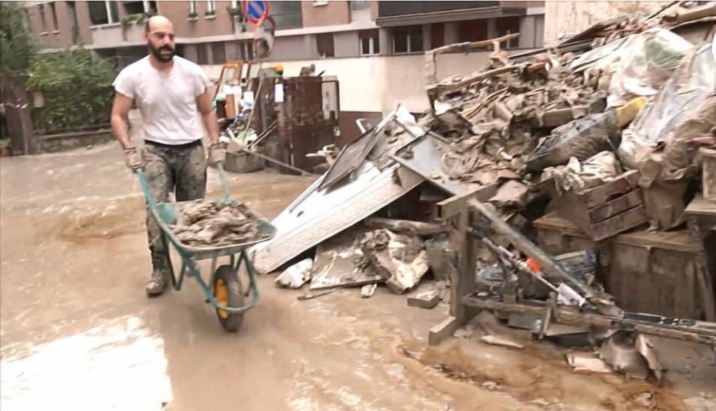 Ravone: cittadini – enti locali 1-0