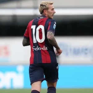 Il Bologna a caccia di altre quattro pedine per completare la rosa